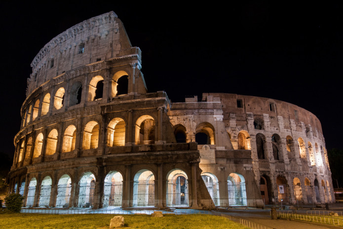 Colosseo Di Notte Visite.Offerta Colosseo Di Notte